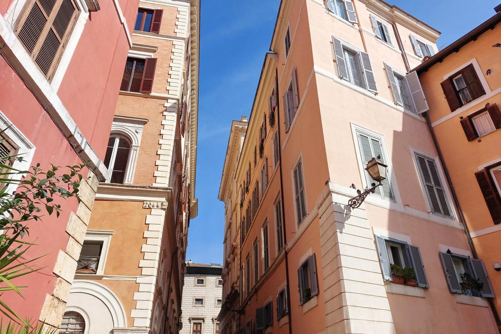 Apartment Dainty Paradiso Near Piazza Navona Rom