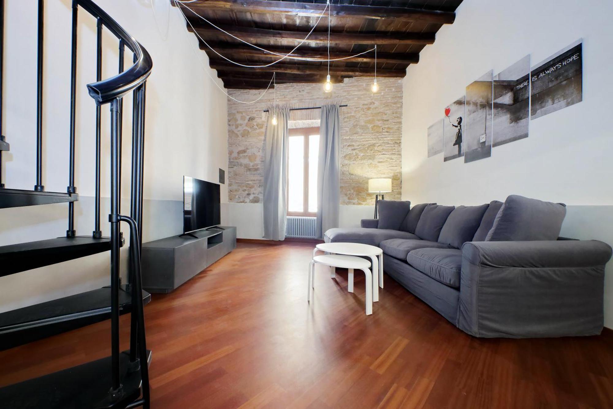 Dainty Paradiso Near Piazza Navona Rom