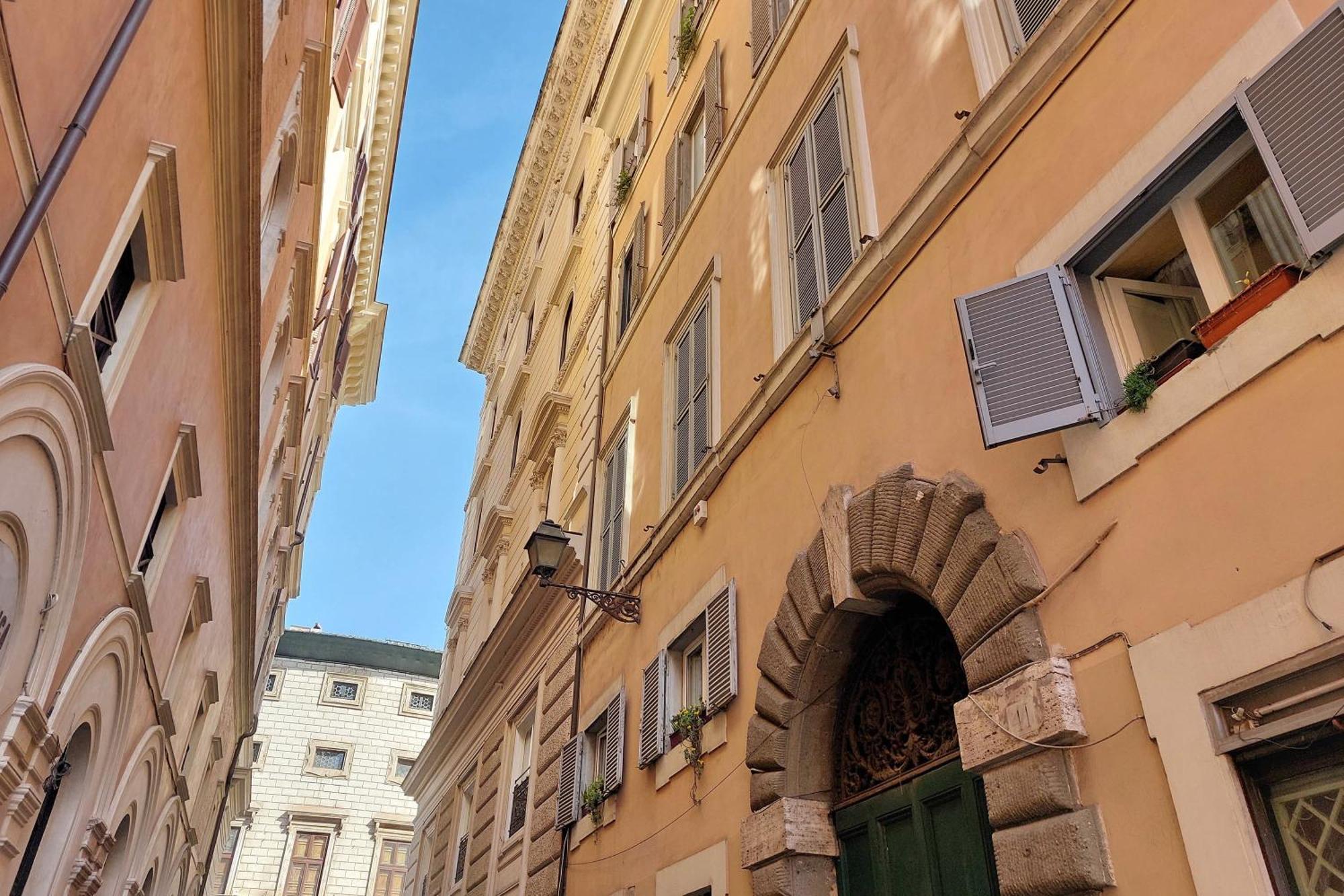 Dainty Paradiso Near Piazza Navona Apartment Rom