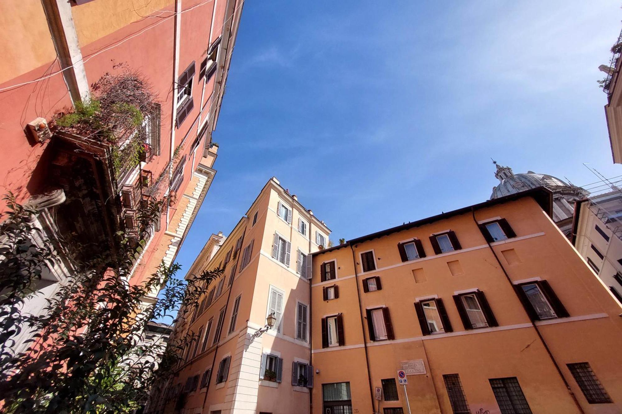 Dainty Paradiso Near Piazza Navona Apartment Rom